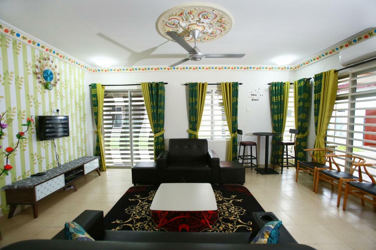 Homestay Honey 숭가이페타니 외부 사진